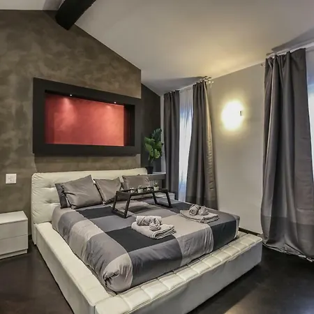 Stylish Apartment Near Duomo Milan Exterior photo